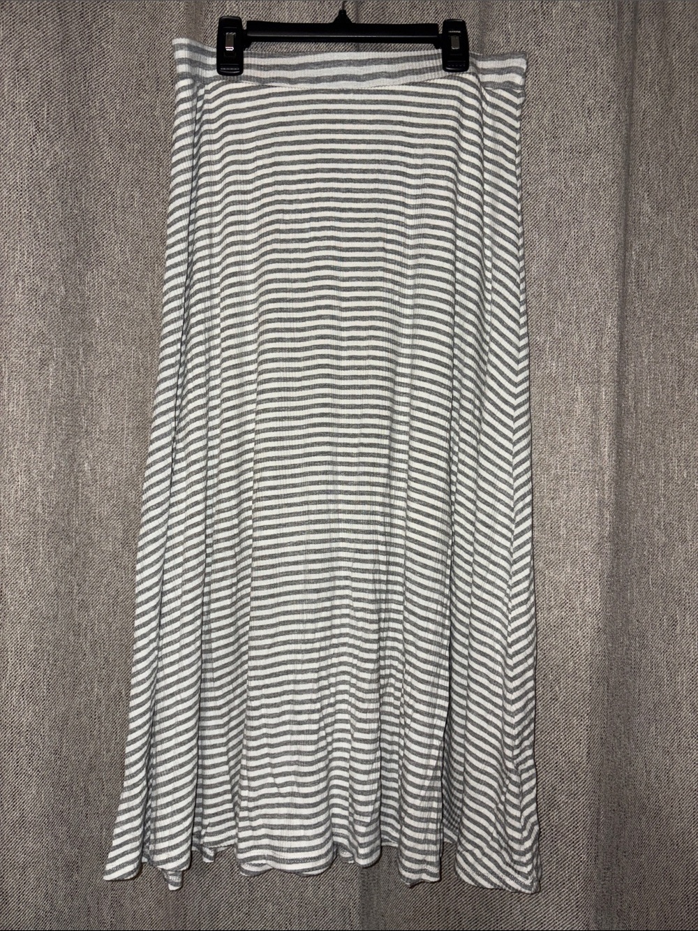 Gilli x Goldentote striped midi/maxi skirt. Partially lined. Super soft/stretchy